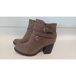Style & Co. Womens Zolaa Faux Suede Block Heel Ankle Boots/NWOB, Size 5.5M